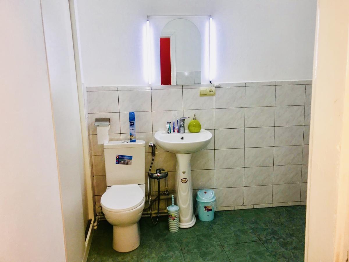 Check-In Apartment Near Fountain Square Vidadi Str Bakú Exterior foto