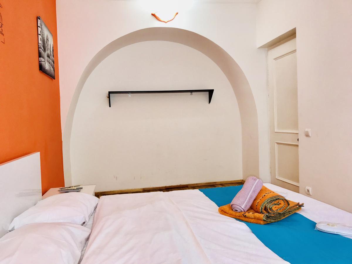 Check-In Apartment Near Fountain Square Vidadi Str Bakú Exterior foto